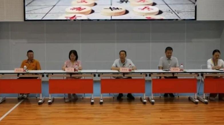 西安市象棋特色学校授牌仪式暨亲子挑战赛在纺织城小学高科分校举行