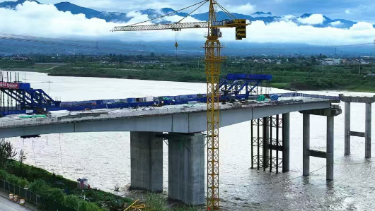 鄠周眉高速公路建设进展顺利 预计2026年建成通车