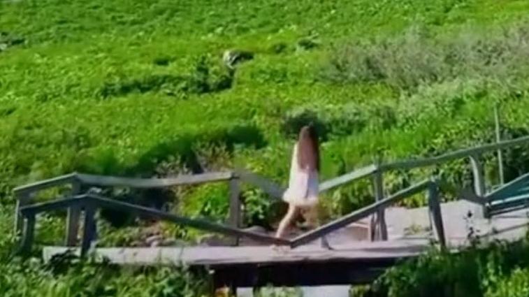暑期出境游预订热度领涨，境内游预订达高峰