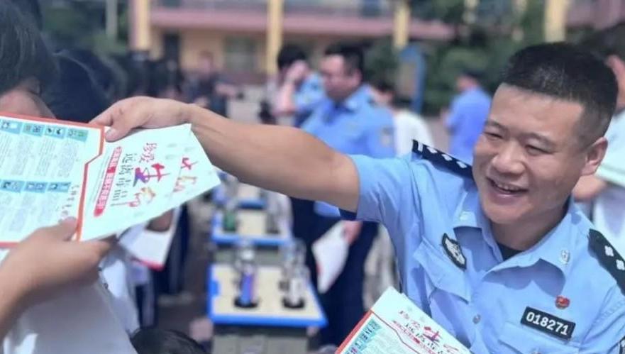 识毒拒毒筑防线 青春无毒护成长