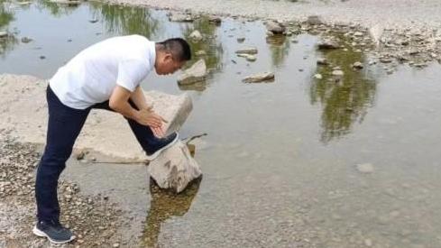 紧盯枯水期 织密护河网