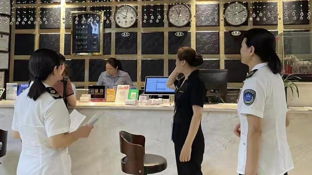 护航中考 “卫”学子筑梦