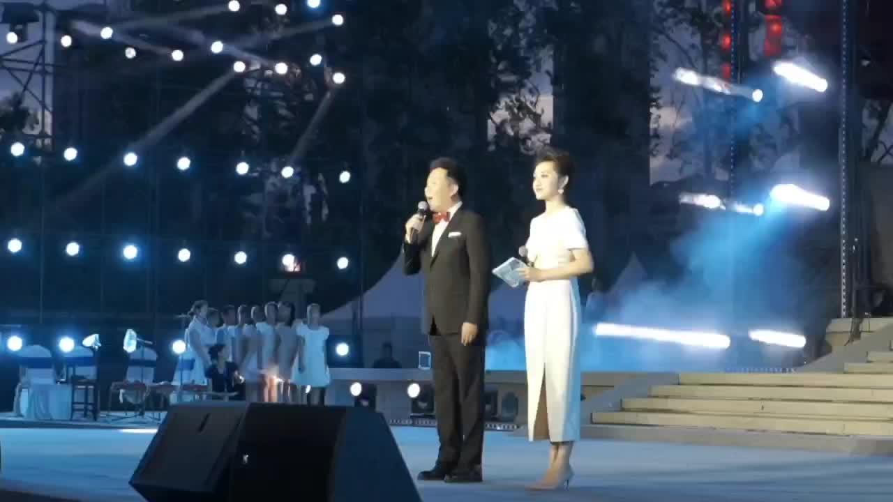 笙歌漫卷醉兴庆 万家灯火映长安