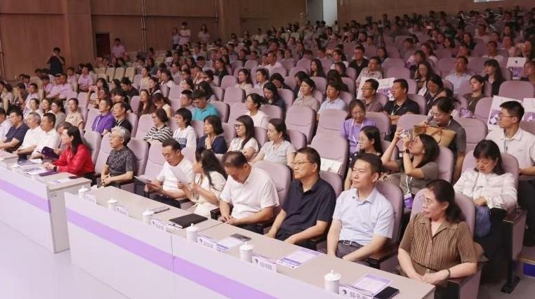 “心智的力量——以大概念为锚·素养的发现与发展”第十届学术研讨会在西安市经开第二学校举办