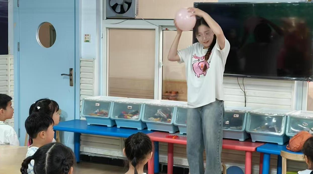 以爱育心 以情护航——西安文理学院暑期社会实践团队走进天骄幼儿园