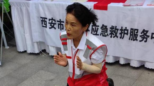 急救知识进社区 实操教学“送到家”