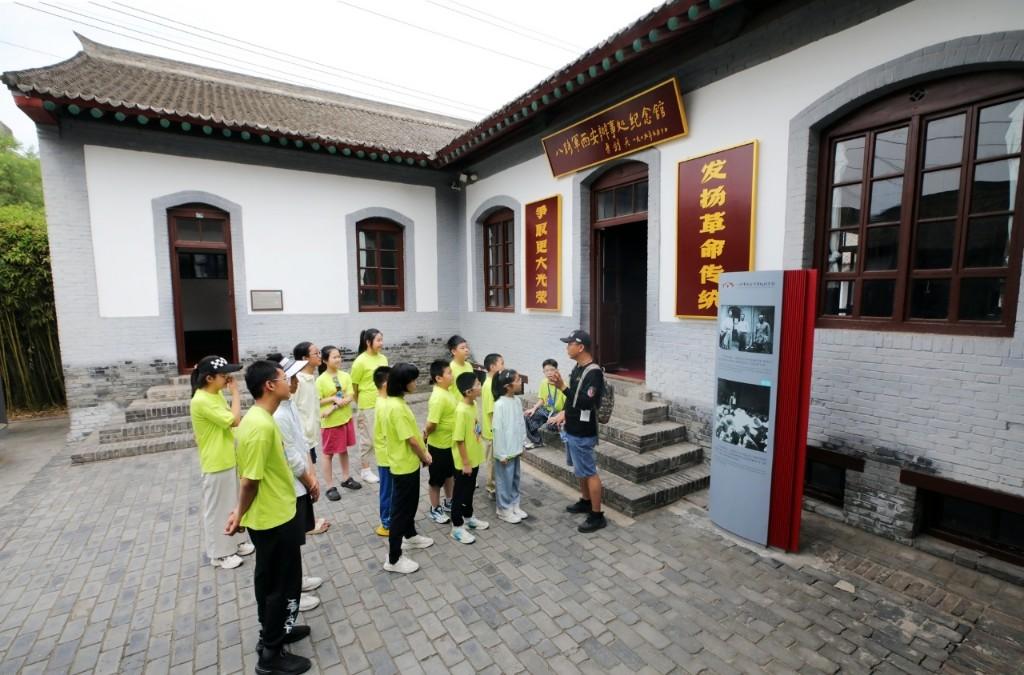 暑期红色研学持续升温济南学子西安重温历史