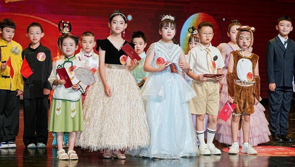 500少年齐聚古城激情上演“少年中国说”