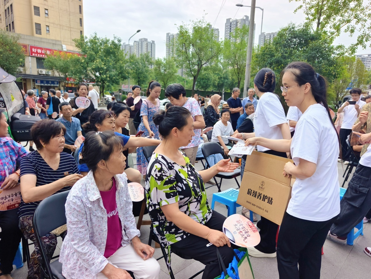 非遗技艺 马明仁膏药“滇缅公路非遗行”西安启动