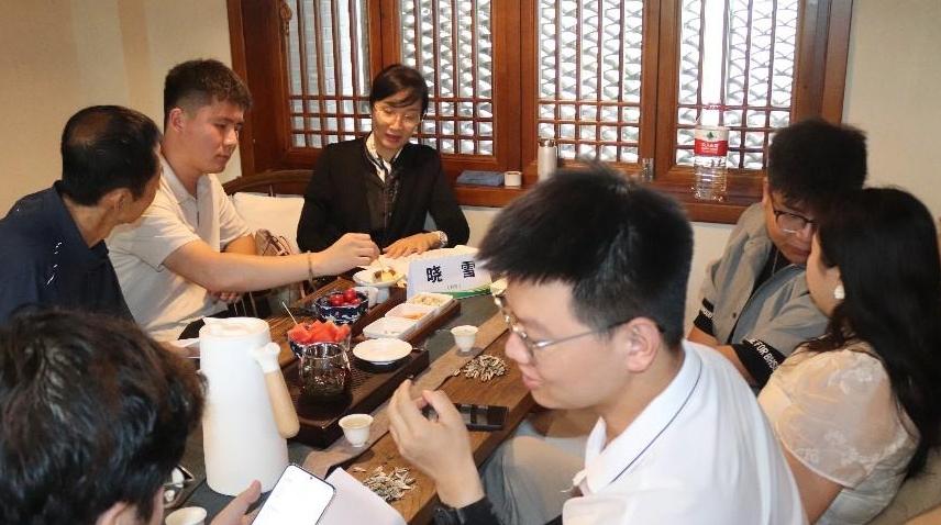 “秦岭听风·品茗改稿”活动在西安举办