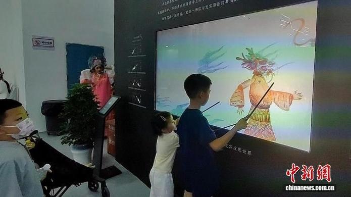 （文化中国行）数字体验为非遗带来潮流艺术表达