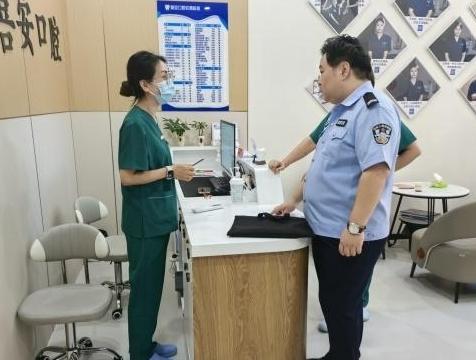 上门服务解难题 精准便企零距离