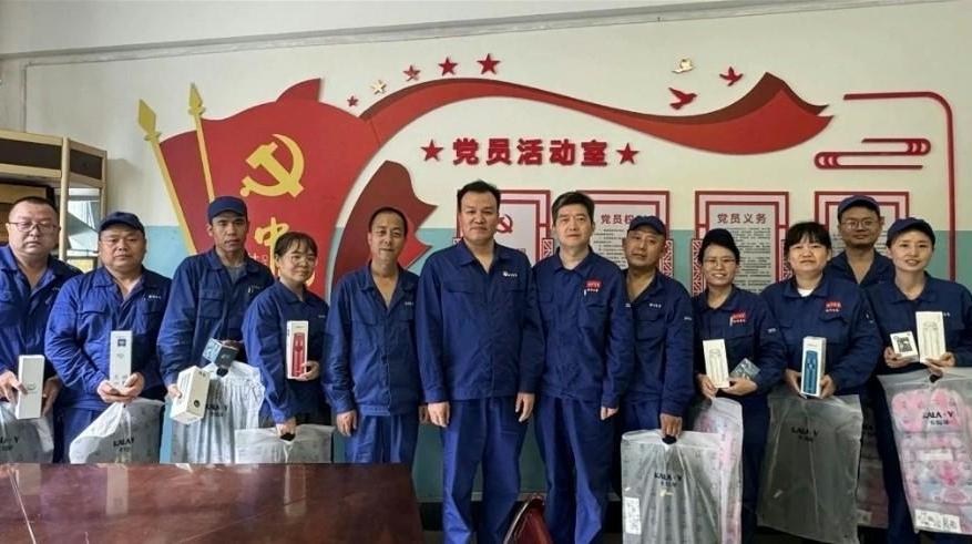 “双园”联动齐播希望种 金秋再结“助学果”