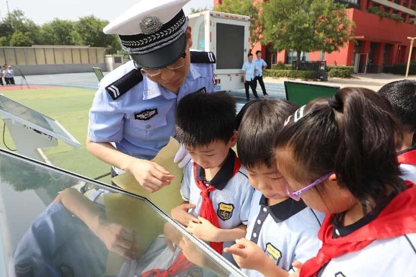 西安中小学“开学第一课”护佑学生全面发展