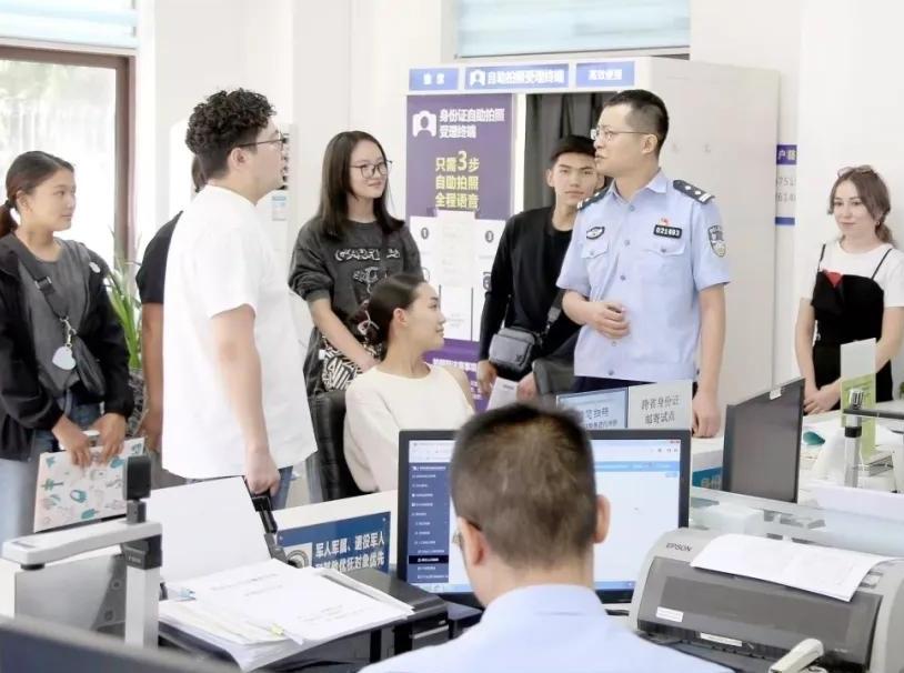 灞桥公安用心用情守护群众平安 提升服务质效