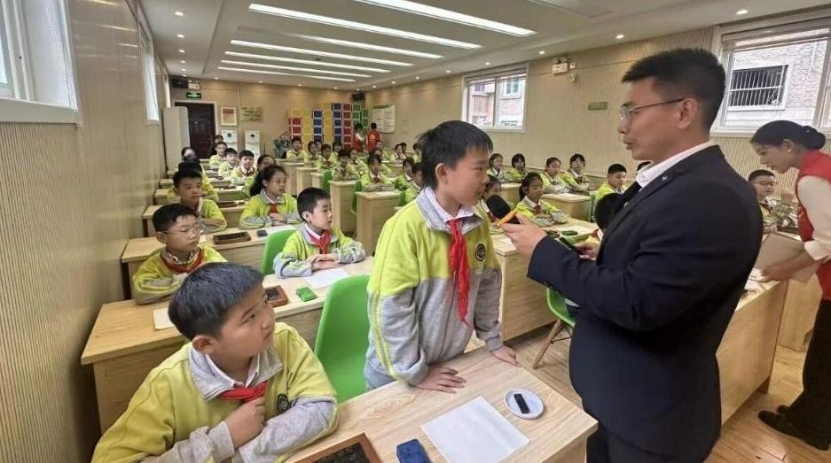 西安市碑林区振兴路小学开展碑林文化特色活动
