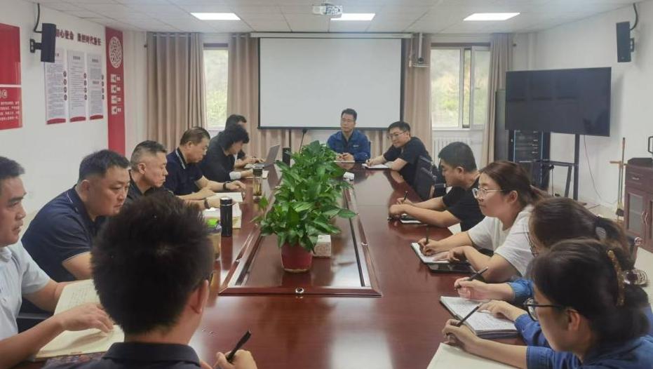 陕西秦龙电力环保科技深入推进干部“四下基层”