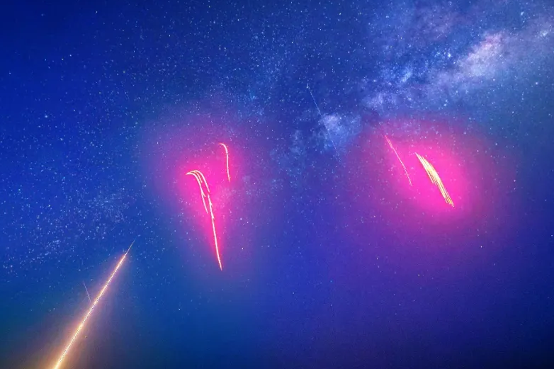 西电科大科研团队成功完成国内首次的“人造流星雨”发射