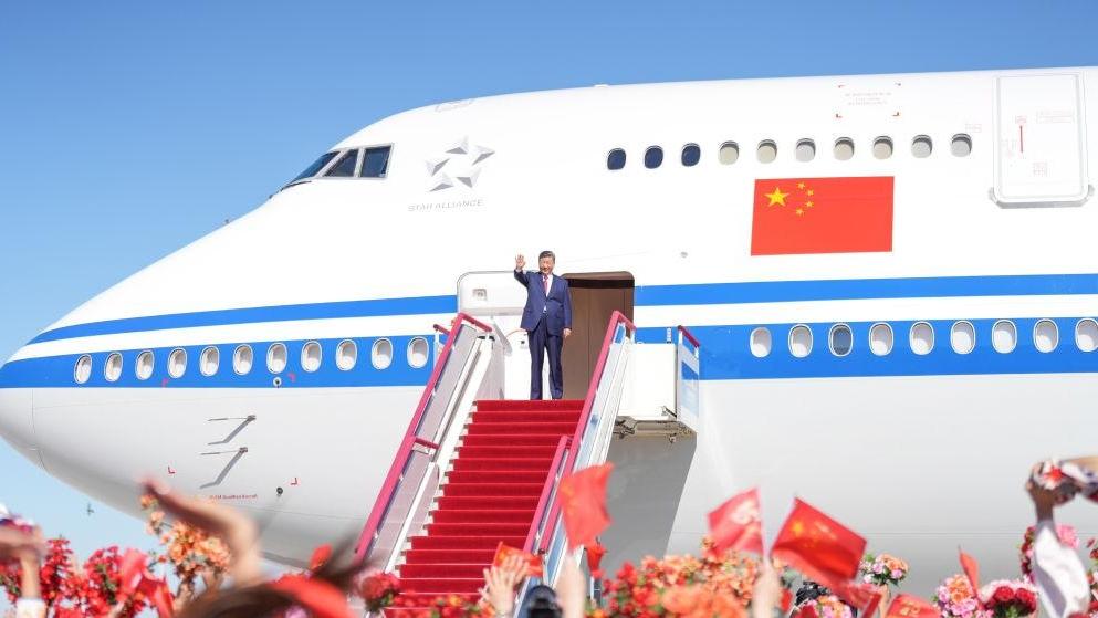 “开创新疆更加美好的明天”——习近平总书记率中央代表团出席新疆维吾尔自治区成立70周年庆祝活动纪实