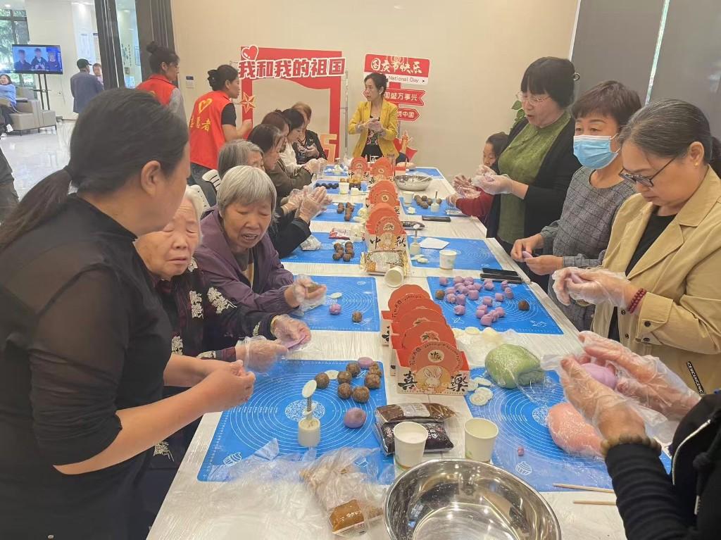 “传承中秋韵 共筑汇成情” 电子城街道汇成社区“迎中秋”活动举行