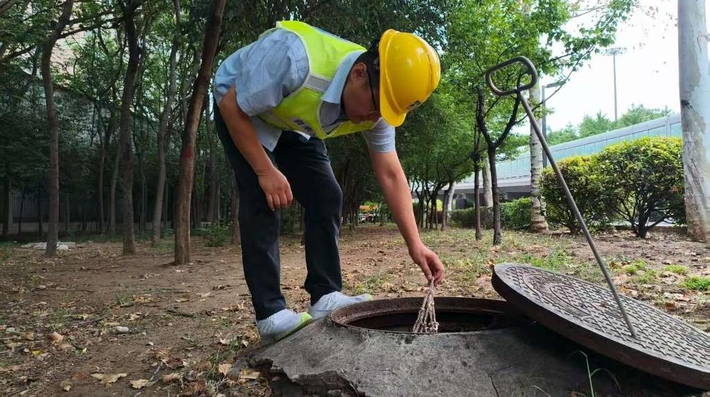 郭华：只为把清泉送万家