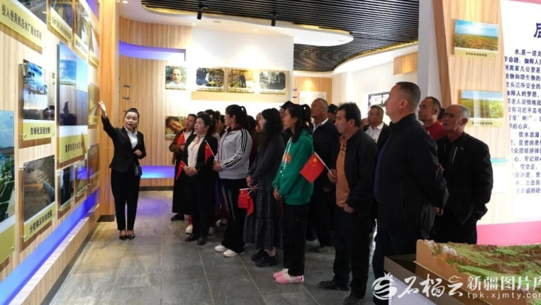 祝福新疆更美好｜红色地标成新疆国庆中秋假期“精神打卡地”
