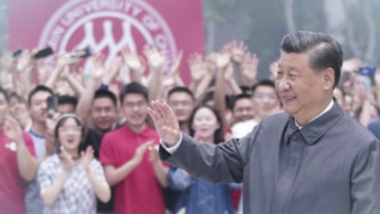 青春华章丨“我到任何一个地方都关心青年”