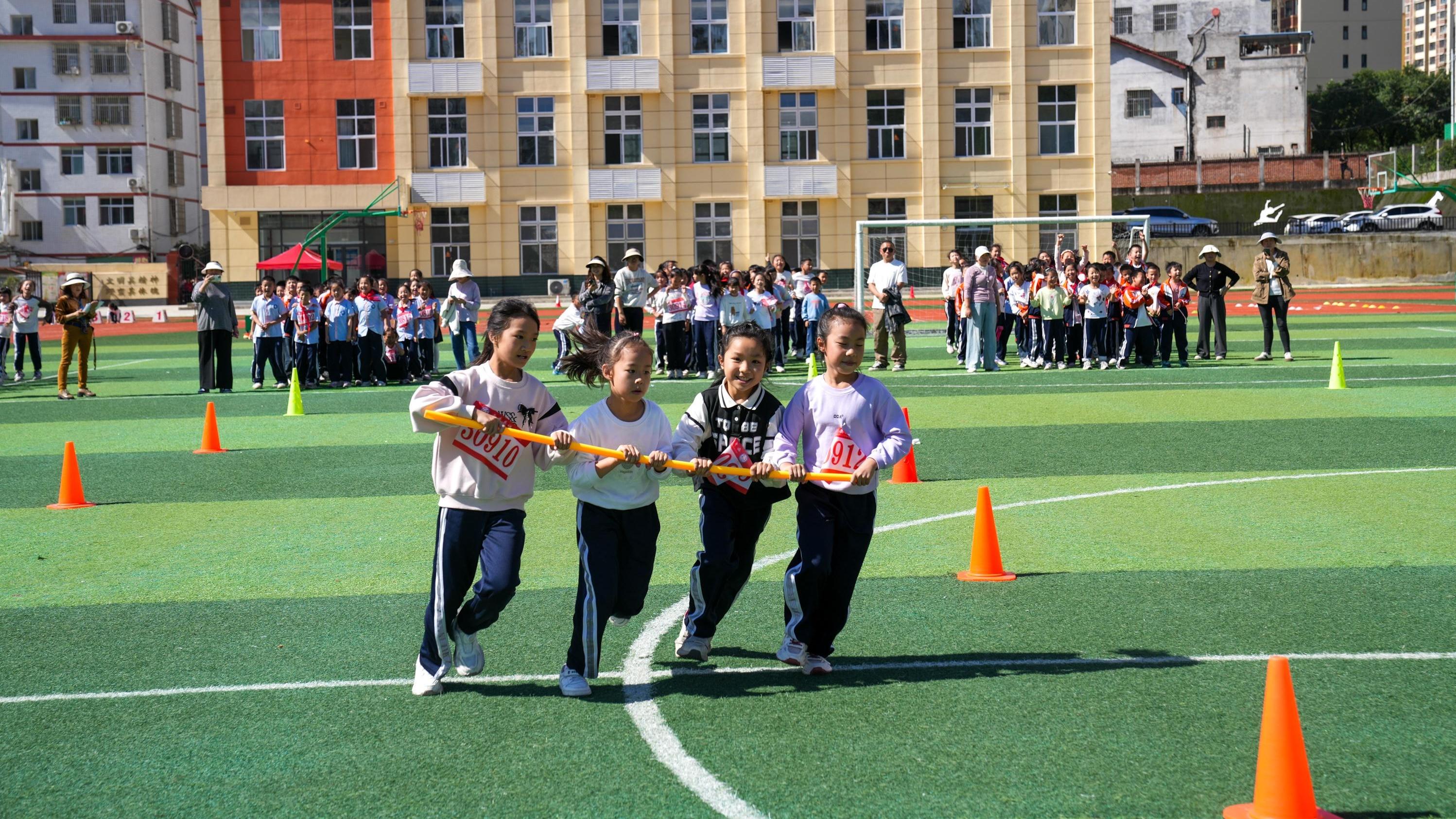 西鄉縣城北小學2025年秋季田徑運動會舉行