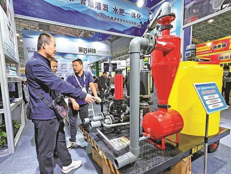 你推荐、我引进，种地越来越有“科技范儿”