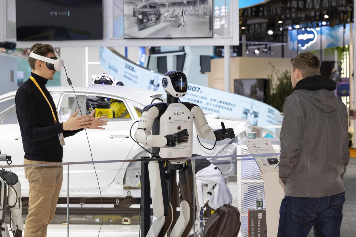 【中国那些事儿】“十五五”规划建议凝聚信心 跨国企业持续深耕机遇中国