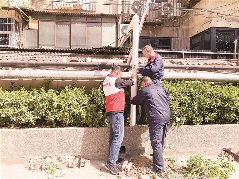 把居民“烦心事”办成“暖心事”