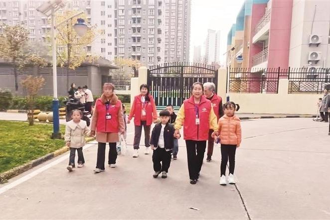 “共享奶奶” 社区服务的温暖力量