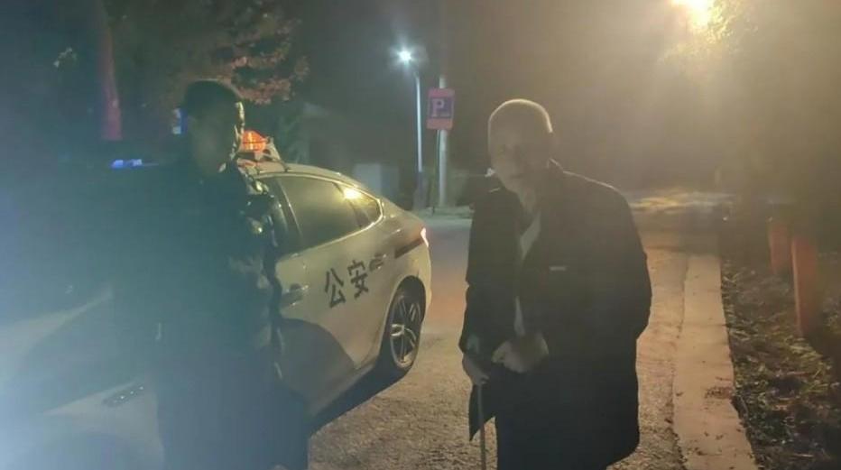 深秋暖“警”护民安！彬州公安双所联动办实事温情守护暖人心