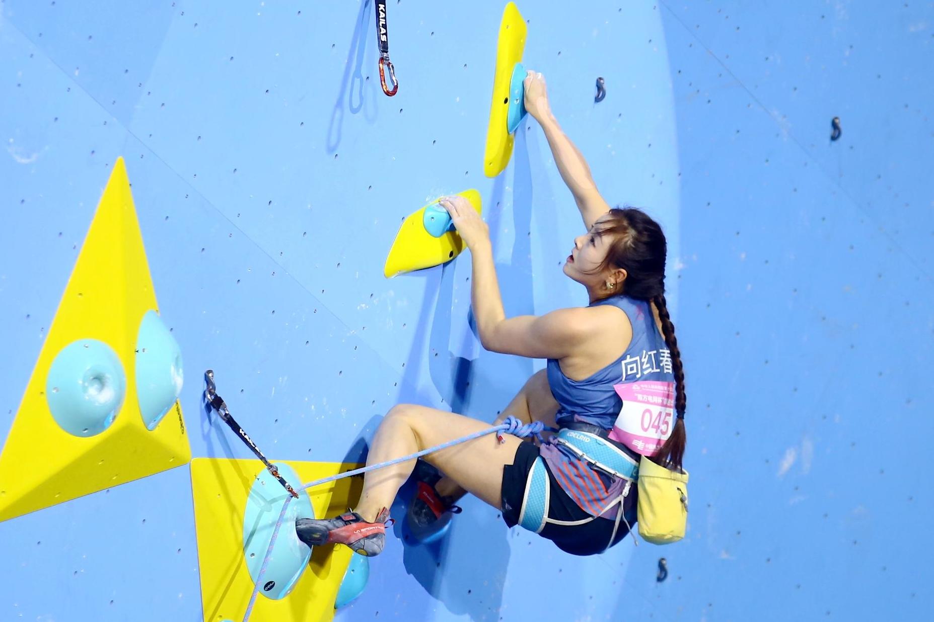 十五运会丨攀岩老将向红春热爱不辍