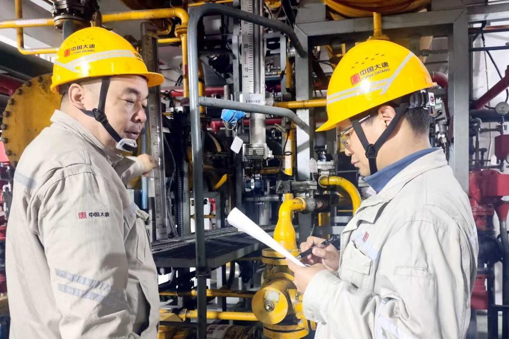 大唐蒲城公司：细查设备优服务 筑牢供暖民生线