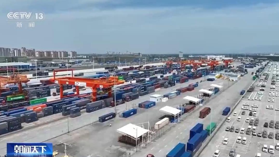 视频丨更密线路、更优服务、更高效率！新时代“钢铁驼队”正加速启程