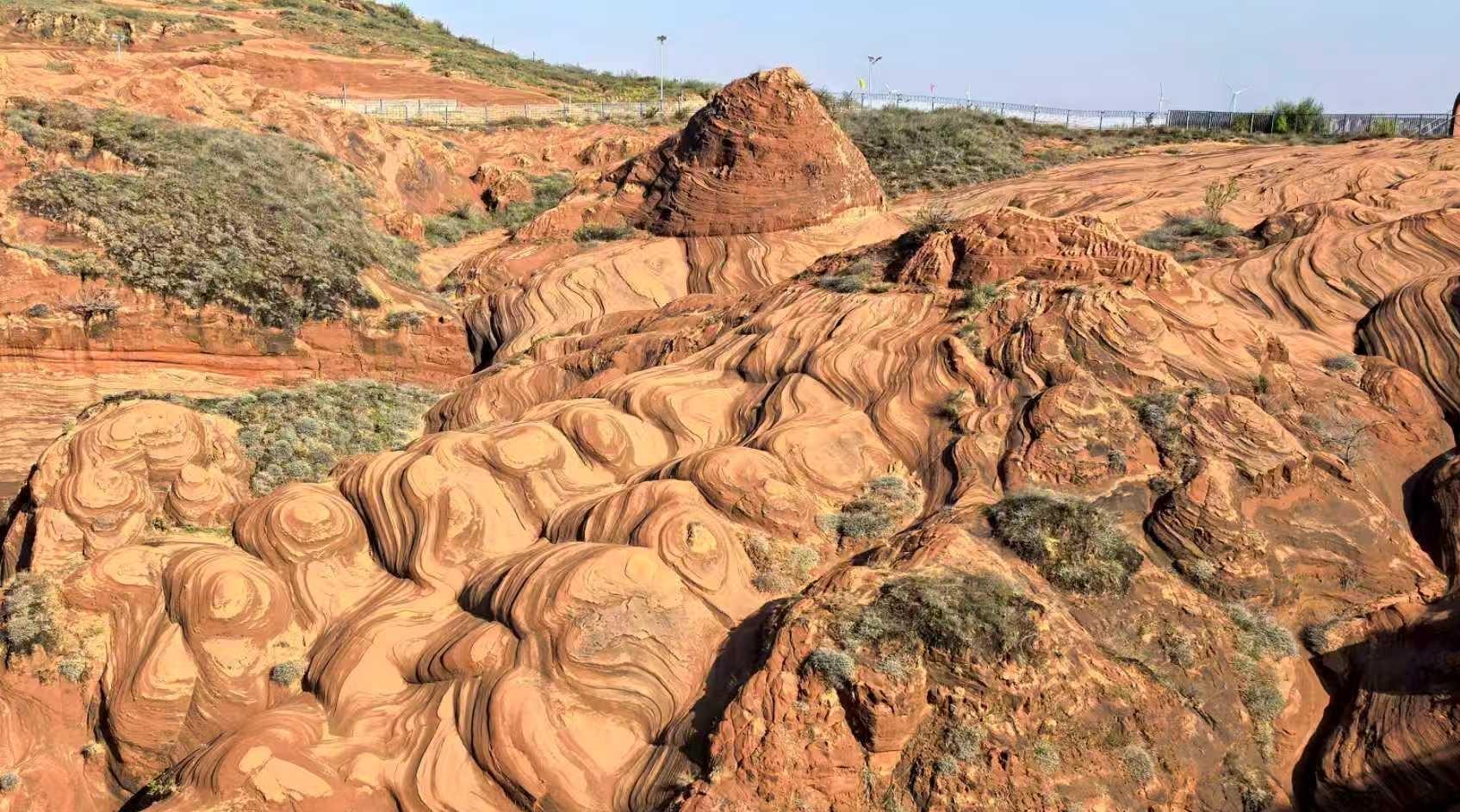 红浪翻滚+芦花飞雪！靖边波浪谷浪漫胜景引客来