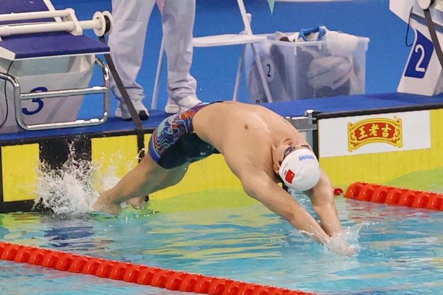 十五运会游泳|姜呈霖晋级 徐嘉余破纪录