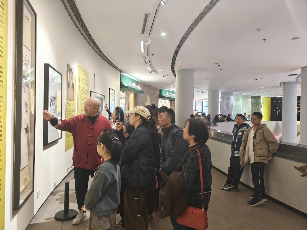 “时代长安——陕西当代中国花鸟画研究展”开幕