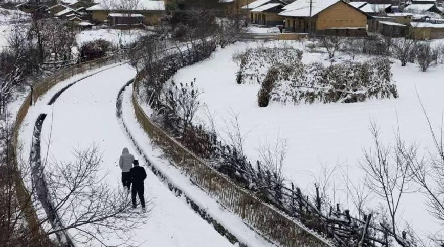 周至老县城迎来今冬最美雪景