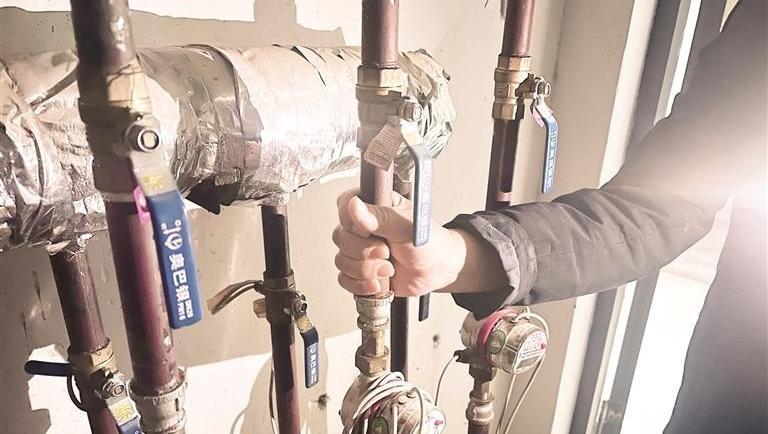 集中供暖第三天 这些小区仍遇“冷”