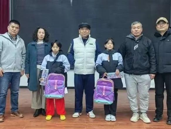 土門工人文化宮守護(hù)農(nóng)民工子女逐夢路