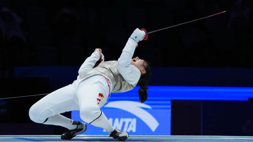 全運會｜擊敗14歲“黑馬” 黃芊芊獲女子花劍個人金牌