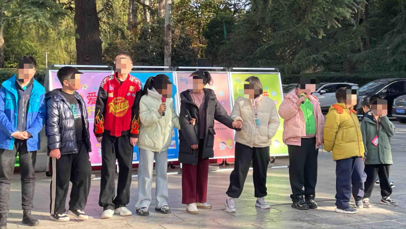 景龙池社区“融爱同行”市集活动