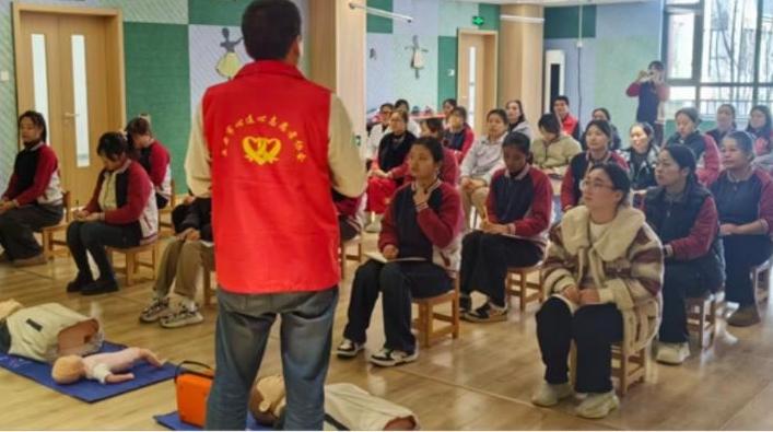 急救赋能护幼成长，志愿暖心筑牢防线