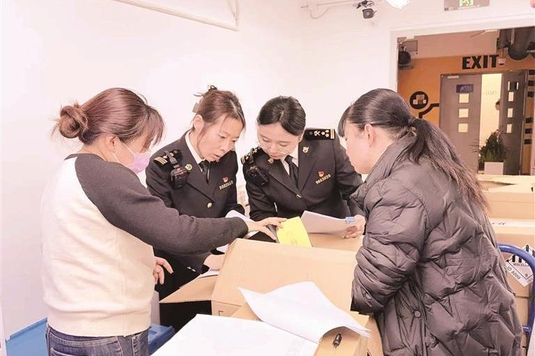 西北首家市内免税店11月26日开门迎客