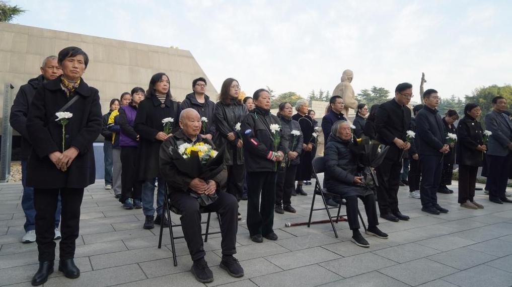 南京举行大屠杀死难者家庭祭告活动 在世幸存者仅剩24人