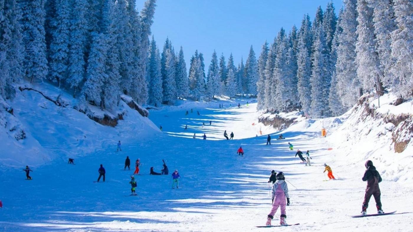 銅川冰雪旅游季啟幕 “冰雪+”模式激發(fā)文旅熱效應(yīng)