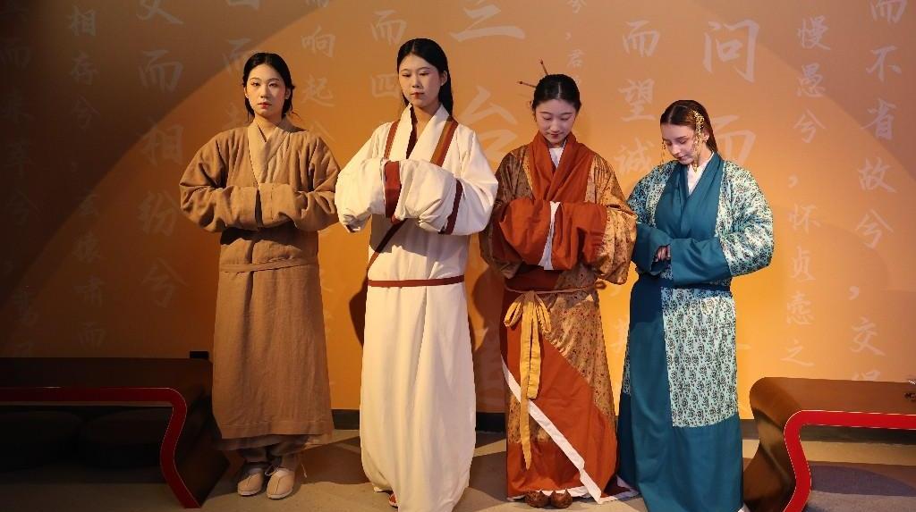 “漢代女性服飾文化專題展”在漢陽(yáng)陵開展