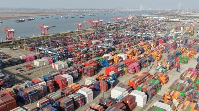 外媒關(guān)注中央經(jīng)濟工作會議：中國著眼未來，多舉措優(yōu)化經(jīng)濟發(fā)展